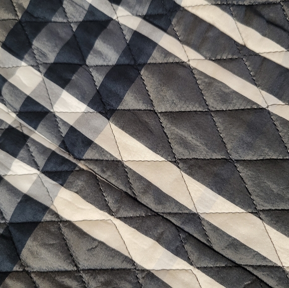 Burberry trench coat with movable vest - Picture 13 of 15